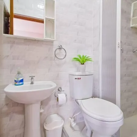 Apartamento Nuevo Con Vista Al Castillo San Felipe Apartment *
