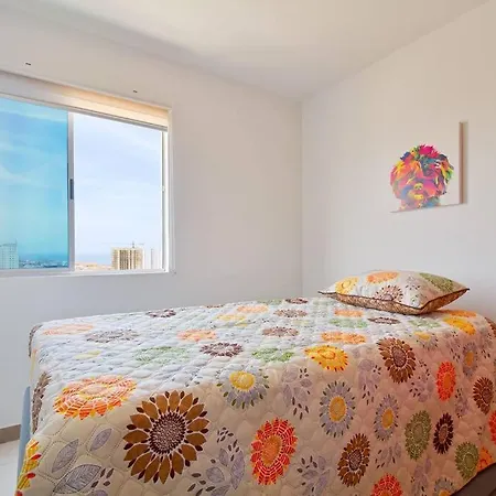 Apartamento Nuevo Con Vista Al Castillo San Felipe Apartamento *