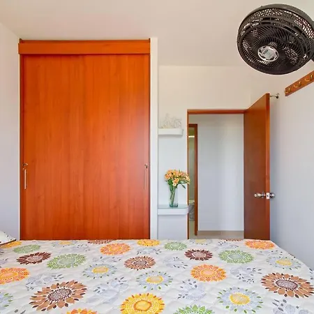 Apartamento Nuevo Con Vista Al Castillo San Felipe Apartamento